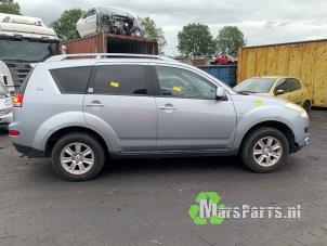 Gebruikte Steekas rechts-achter Citroen C-Crosser 2.2 HDiF 16V Prijs € 85,00 Margeregeling aangeboden door Autodemontagebedrijf De Mars