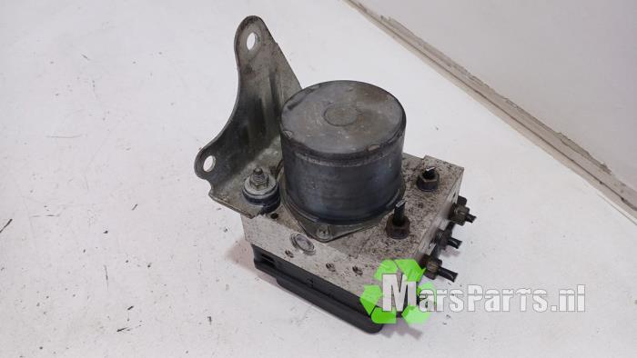 Gebruikte ABS Pomp Fiat 500 (312) 1.4 16V Prijs € 45,00 Margeregeling aangeboden door Autodemontagebedrijf De Mars