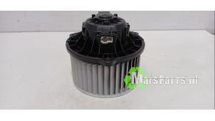 Gebruikte Aanjager Tesla Model S 85 Prijs € 50,00 Margeregeling aangeboden door Autodemontagebedrijf De Mars