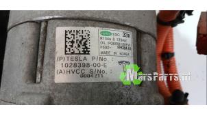 Pomp Airco van een Tesla Model S 85 2014