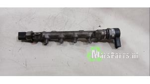 Gebruikte Injector brug Volkswagen Golf VII (AUA) 2.0 TDI 16V Prijs € 65,00 Margeregeling aangeboden door Autodemontagebedrijf De Mars