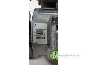 Gebruikte Servo Elektrisch Fiat 500C (312) 1.2 69 Prijs € 175,00 Margeregeling aangeboden door Autodemontagebedrijf De Mars