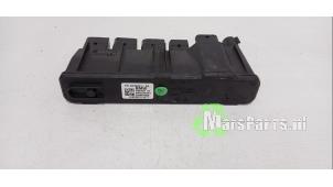 Gebruikte Module (diversen) BMW 7 serie (G11/12) 740e,Le Prijs € 35,00 Margeregeling aangeboden door Autodemontagebedrijf De Mars