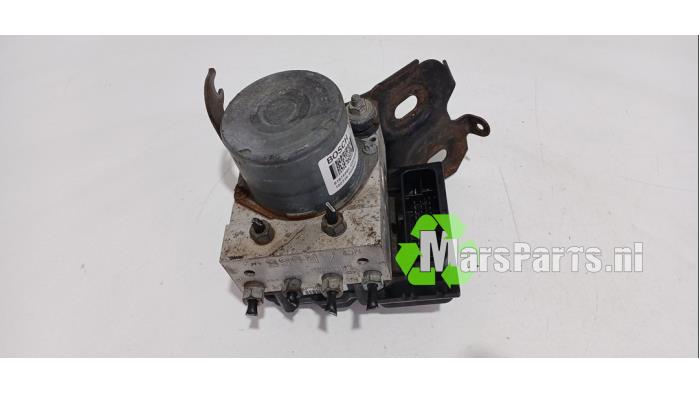 Gebruikte ABS Pomp Alfa Romeo MiTo (955) 1.4 Multi Air 16V Prijs € 100,00 Margeregeling aangeboden door Autodemontagebedrijf De Mars