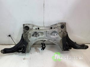Gebruikte Subframe Renault Zoé (AG) R135 Prijs € 100,00 Margeregeling aangeboden door Autodemontagebedrijf De Mars