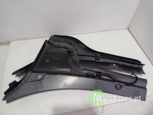 Gebruikte Paravan Skoda Octavia (NXAA) iV 1.4 TSI RS 16V Prijs € 45,00 Margeregeling aangeboden door Autodemontagebedrijf De Mars