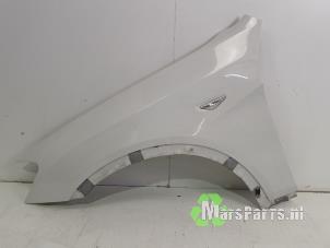 Gebruikte Spatbord links-voor BMW X3 (F25) xDrive35i 3.0 24V Prijs € 200,00 Margeregeling aangeboden door Autodemontagebedrijf De Mars