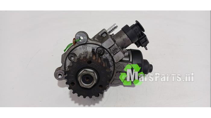 Gebruikte Brandstofpomp Mechanisch Volkswagen Golf VII (AUA) 1.6 TDI BMT 16V Prijs € 150,00 Margeregeling aangeboden door Autodemontagebedrijf De Mars