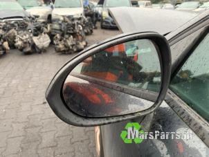 Gebruikte Spiegel Buiten links Seat Exeo ST (3R5) 1.6 Prijs € 50,00 Margeregeling aangeboden door Autodemontagebedrijf De Mars