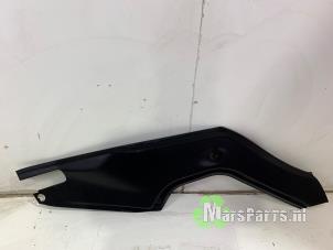 Gebruikte Motor bagageafdekking links Tesla Model S 85 Prijs € 55,00 Margeregeling aangeboden door Autodemontagebedrijf De Mars