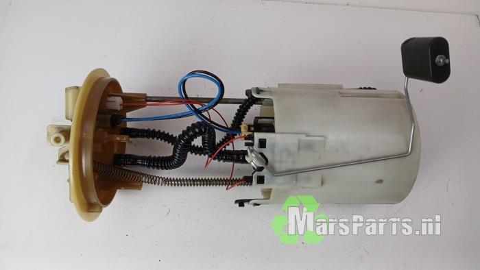 Gebruikte Tank element Pomp Mercedes Sprinter 3,5t (906.63) 314 CDI 16V Prijs € 100,00 Margeregeling aangeboden door Autodemontagebedrijf De Mars