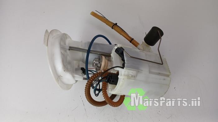 Gebruikte Tank element Pomp BMW 1 serie (F20) 116i 1.6 16V Prijs € 75,00 Margeregeling aangeboden door Autodemontagebedrijf De Mars
