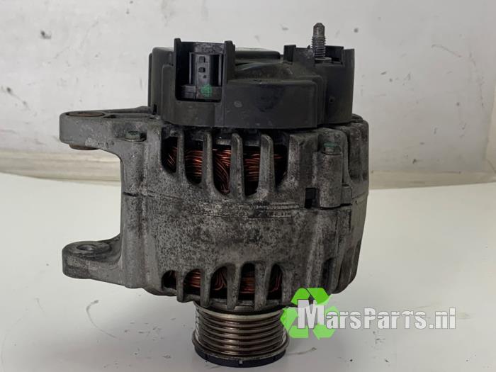 Dynamo van een Mercedes-Benz Citan (415.6) 1.5 108 CDI 2015