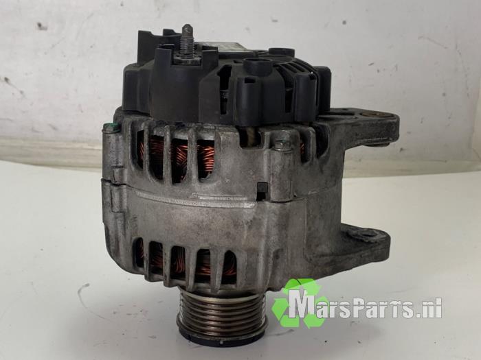 Dynamo van een Mercedes-Benz Citan (415.6) 1.5 108 CDI 2015