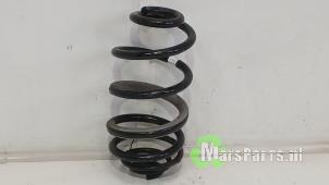 Gebruikte Veerschroef achter Ford Transit Custom 2.0 EcoBlue 136 Prijs € 45,00 Margeregeling aangeboden door Autodemontagebedrijf De Mars