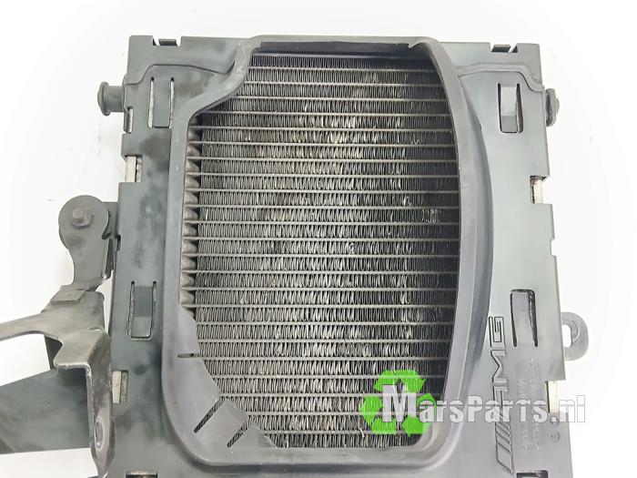 Intercooler van een Mercedes-AMG CLA Shooting Brake AMG (117.9) 2.0 CLA-45 AMG Turbo 16V 2017