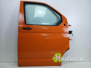 Gebruikte Deur 2Deurs rechts Volkswagen Transporter T5 1.9 TDi Prijs € 40,00 Margeregeling aangeboden door Autodemontagebedrijf De Mars
