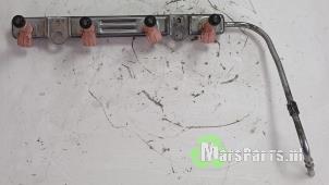 Gebruikte Injector brug Toyota Yaris III (P13) 1.5 16V Hybrid Prijs € 30,00 Margeregeling aangeboden door Autodemontagebedrijf De Mars