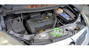 Gebruikte Versnellingsbak Opel Zafira (M75) 1.6 16V Prijs € 300,00 Margeregeling aangeboden door Autodemontagebedrijf De Mars