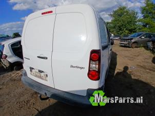 Gebruikte Trekhaak Citroen Berlingo 1.6 Hdi 16V 90 Prijs € 150,00 Margeregeling aangeboden door Autodemontagebedrijf De Mars