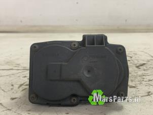 Gebruikte Uitlaatgas smoorklep Skoda Superb Combi (3V5) 2.0 TDI Prijs € 25,00 Margeregeling aangeboden door Autodemontagebedrijf De Mars