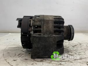 Gebruikte Dynamo Opel Combo 1.3 CDTI 16V ecoFlex Prijs € 35,00 Margeregeling aangeboden door Autodemontagebedrijf De Mars