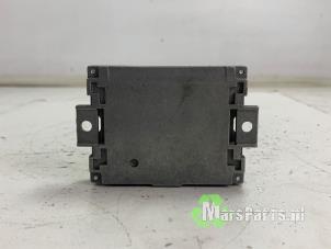 Gebruikte Telefoon Module Skoda Superb Combi (3V5) 2.0 TDI Prijs € 20,00 Margeregeling aangeboden door Autodemontagebedrijf De Mars