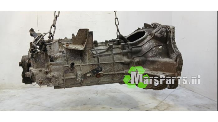 Gebruikte Versnellingsbak Iveco New Daily VI 33S13, 35C13, 35S13 Prijs € 1.200,00 Margeregeling aangeboden door Autodemontagebedrijf De Mars