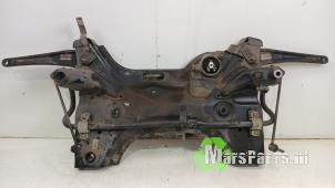 Gebruikte Subframe Peugeot Expert (V1/VA/VB/VE/VF/VT/VY) 2.0 Blue HDi 120 16V Prijs € 160,00 Margeregeling aangeboden door Autodemontagebedrijf De Mars