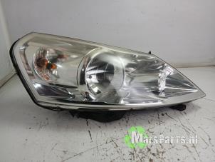 Gebruikte Koplamp rechts Peugeot Expert (G9) 2.0 HDi 120 Prijs € 63,00 Margeregeling aangeboden door Autodemontagebedrijf De Mars