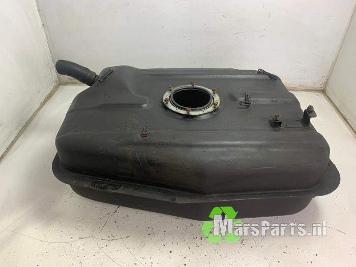 Tank van een Opel Agila (A) 1.2 16V 2003