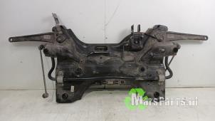 Gebruikte Subframe Peugeot Expert (V1/VA/VB/VE/VF/VT/VY) 2.0 Blue HDi 120 16V Prijs € 350,00 Margeregeling aangeboden door Autodemontagebedrijf De Mars