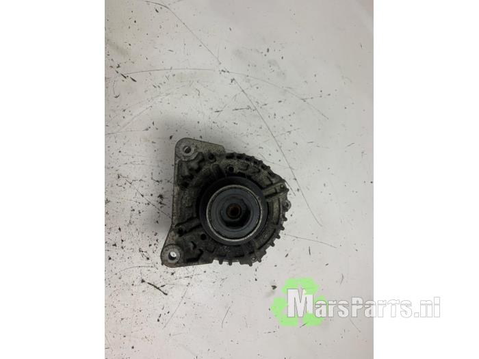 Dynamo van een Renault Modus/Grand Modus (JP) 1.4 16V 2005