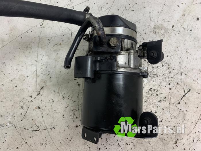 Stuurbekrachtiging Pomp van een MINI Mini One/Cooper (R50) 1.6 16V One 2004