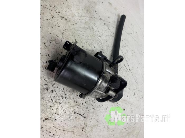 Stuurbekrachtiging Pomp van een MINI Mini One/Cooper (R50) 1.6 16V One 2004