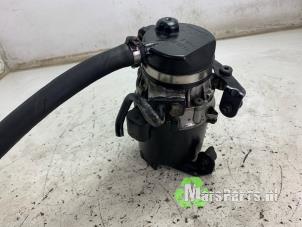 Gebruikte Pomp Servo BMW Mini One/Cooper (R50) 1.6 16V One Prijs € 250,00 Margeregeling aangeboden door Autodemontagebedrijf De Mars