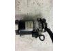 Stuurbekrachtiging Pomp van een MINI Mini One/Cooper (R50) 1.6 16V One 2004