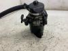 Stuurbekrachtiging Pomp van een MINI Mini One/Cooper (R50) 1.6 16V One 2004