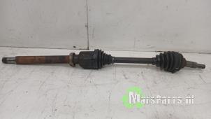 Gebruikte Aandrijfas rechts-voor Ford Transit Custom 2.2 TDCi 16V Prijs € 150,00 Margeregeling aangeboden door Autodemontagebedrijf De Mars