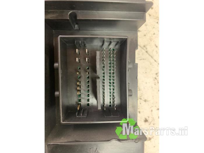 Computer Body Control van een Ford Transit Custom 2.2 TDCi 16V 2016