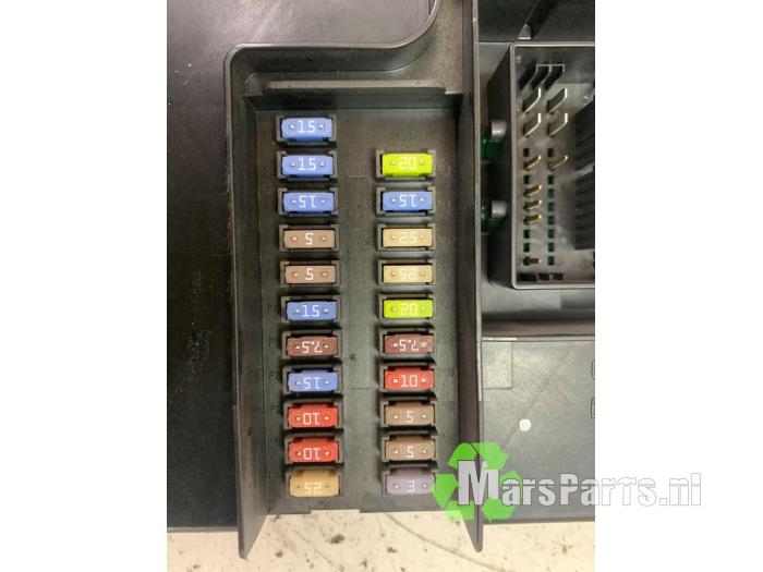 Computer Body Control van een Ford Transit Custom 2.2 TDCi 16V 2016