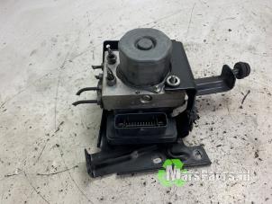 Gebruikte ABS Pomp Ford Transit Custom 2.2 TDCi 16V Prijs € 400,00 Margeregeling aangeboden door Autodemontagebedrijf De Mars