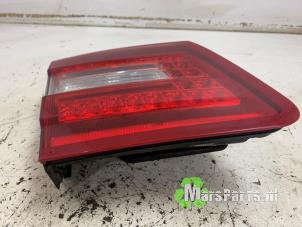 Gebruikte Achterlicht links Mercedes E Estate (S212) E-200 CDI 16V BlueEfficiency,BlueTEC Prijs € 50,00 Margeregeling aangeboden door Autodemontagebedrijf De Mars