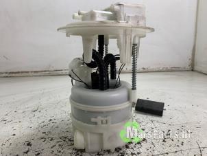 Gebruikte Tank element Pomp Opel Grandland (X) 1.2 Turbo 12V Prijs € 100,00 Margeregeling aangeboden door Autodemontagebedrijf De Mars