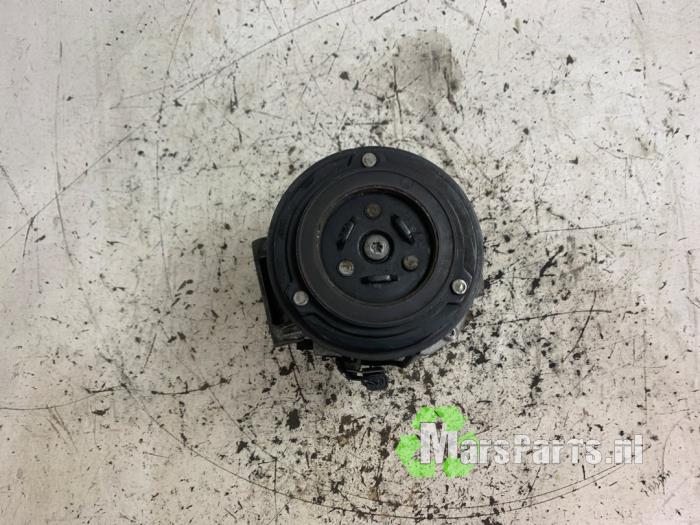 Aircopomp van een Opel Astra J (PC6/PD6/PE6/PF6) 1.4 Turbo 16V 2012