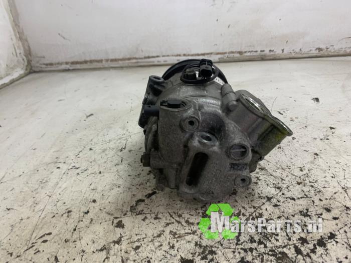 Aircopomp van een Opel Astra J (PC6/PD6/PE6/PF6) 1.4 Turbo 16V 2012