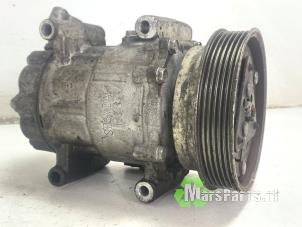 Gebruikte Pomp Airco Mercedes Citan (415.6) 1.5 109 CDI Prijs € 60,00 Margeregeling aangeboden door Autodemontagebedrijf De Mars