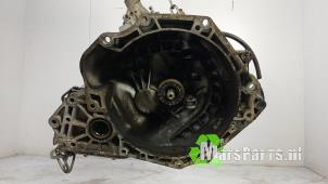 Gebruikte Versnellingsbak Alfa Romeo 159 (939AX) 1.8 MPI 16V Prijs € 300,00 Margeregeling aangeboden door Autodemontagebedrijf De Mars