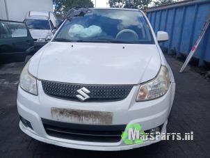 Gebruikte Brandstofpomp Elektrisch Suzuki SX4 (EY/GY) 1.6 16V 4x2 Prijs € 45,00 Margeregeling aangeboden door Autodemontagebedrijf De Mars