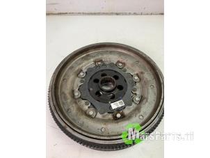 Gebruikte Dubbele massa vliegwiel Cupra Ateca 1.5 TSI 16V Prijs € 150,00 Margeregeling aangeboden door Autodemontagebedrijf De Mars